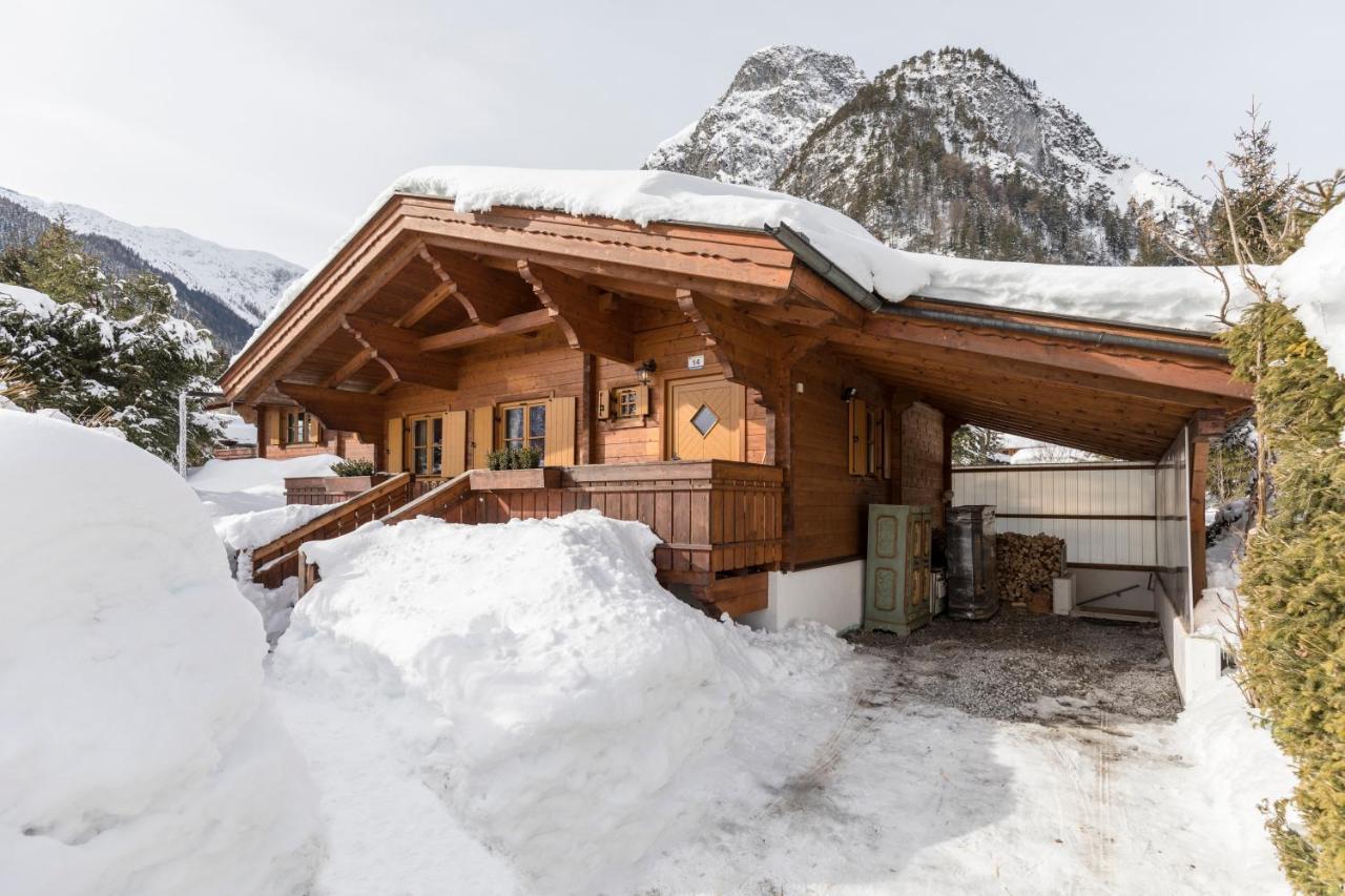 Alpen-Chalets Achensee Maurach  Buitenkant foto
