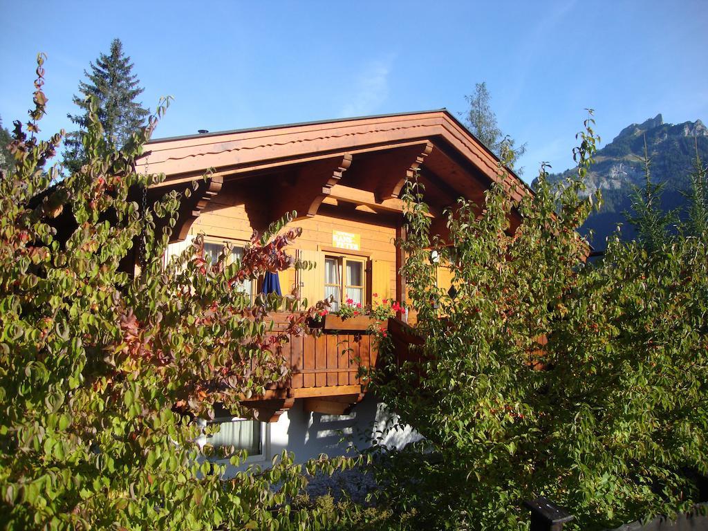 Alpen-Chalets Achensee Maurach  Buitenkant foto